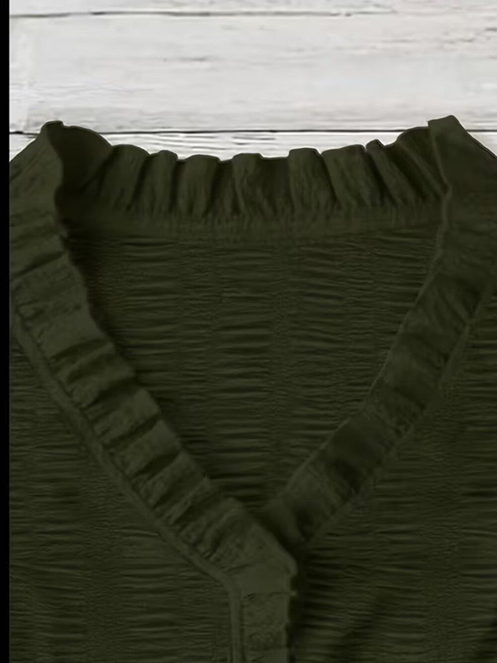 NWT Fern Green Textured Ruffle V-Neck Long Sleeve Blouse Top Plus Size 18 & 20 - Picture 5 of 5